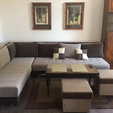 Romana Apartman